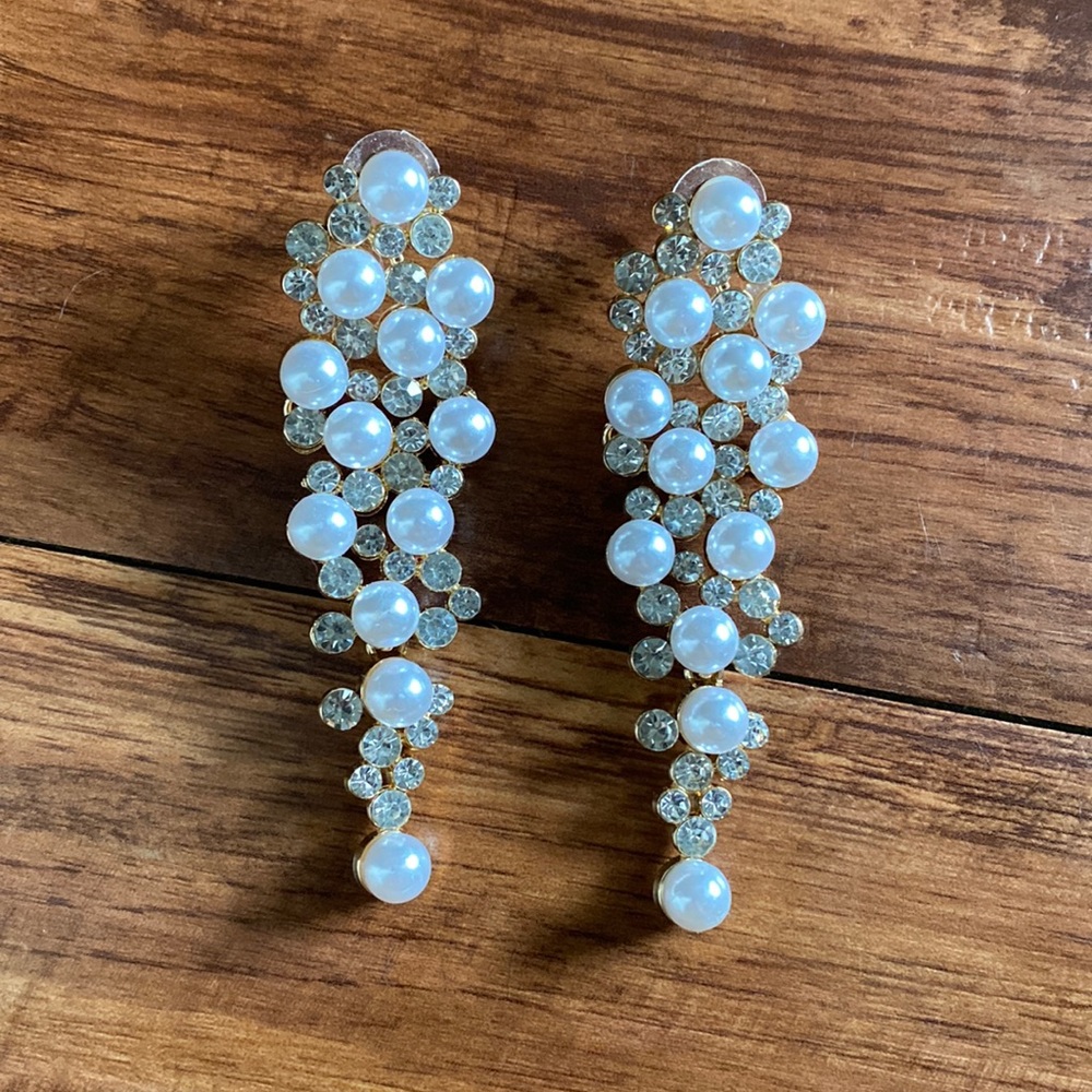 Dangly Pearl Bridal Earrings